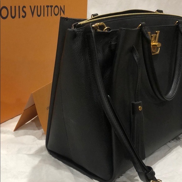 Louis Vuitton hand bag - Picture 6 of 6